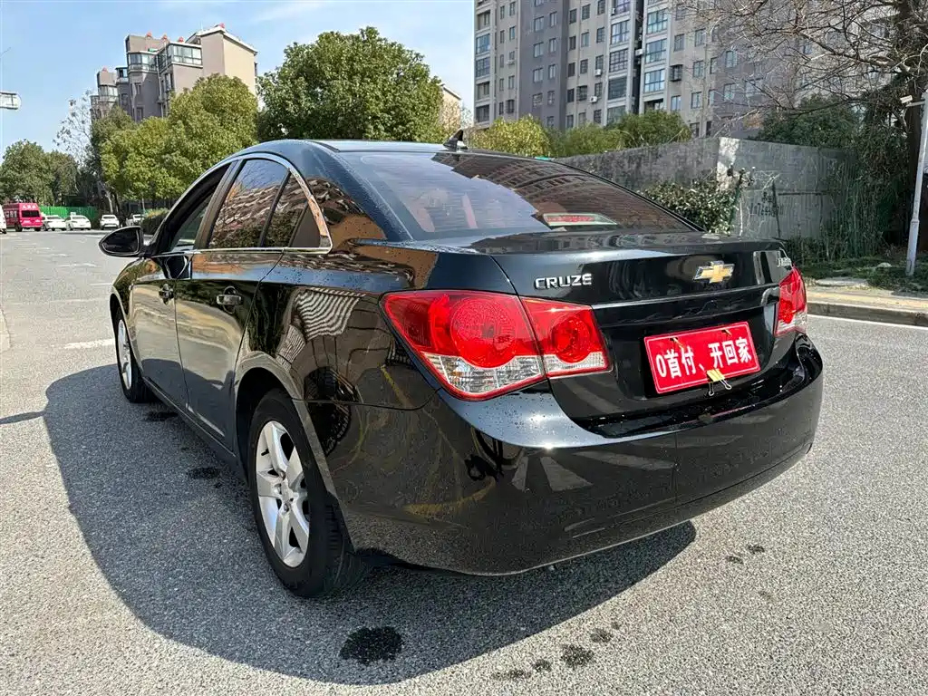 CHEVROLET CRUZE 2012