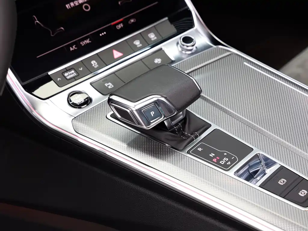 AUDI A6L 2021
