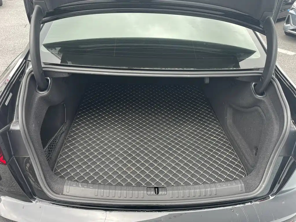 AUDI A6L 2021