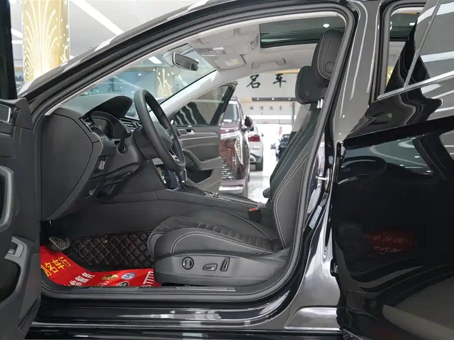 VOLKSWAGEN MAGOTAN 2022