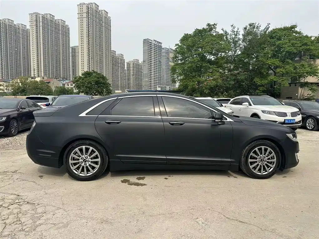 LINCOLN MKZ 2018