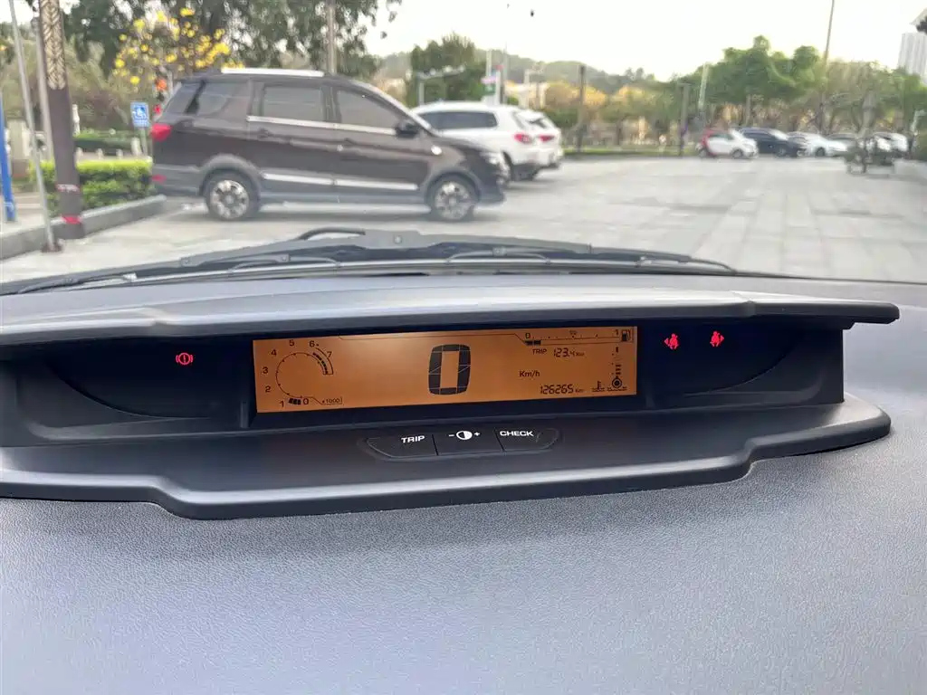 CITROEN C-QUATRE 2012