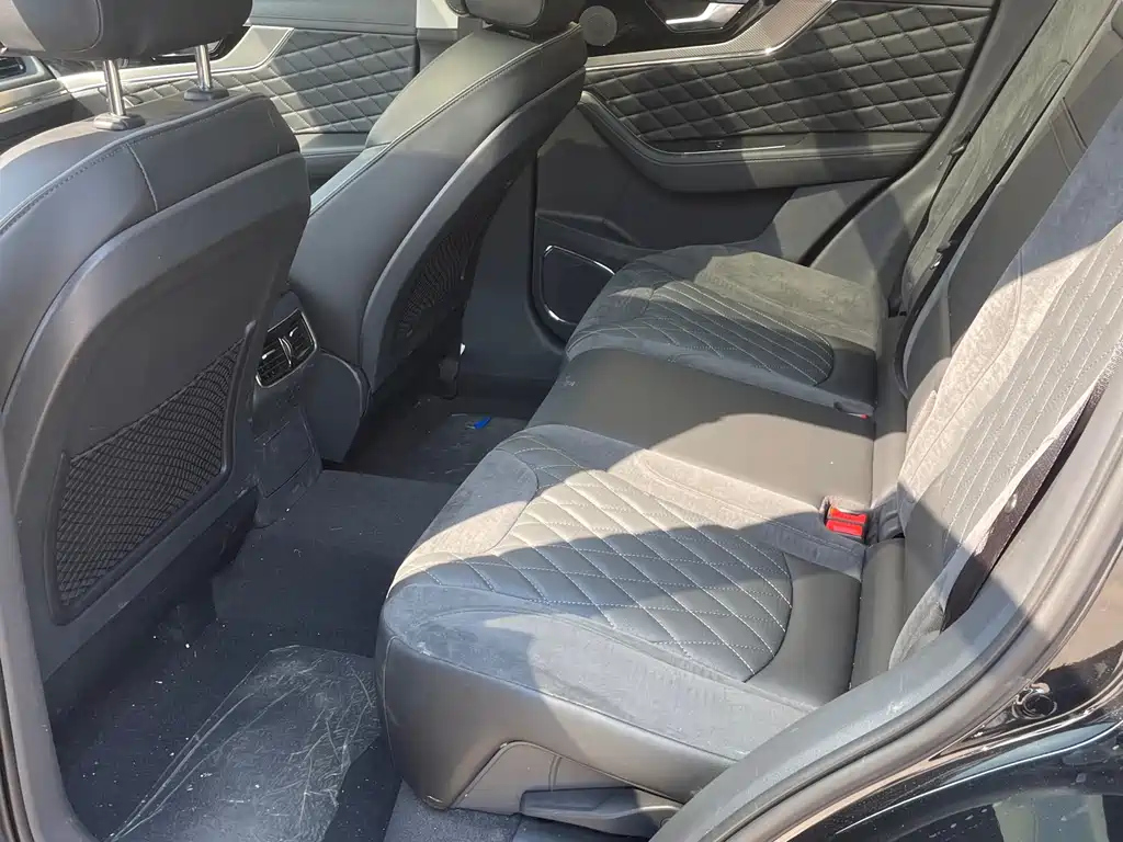 HONGQI HS5 2021