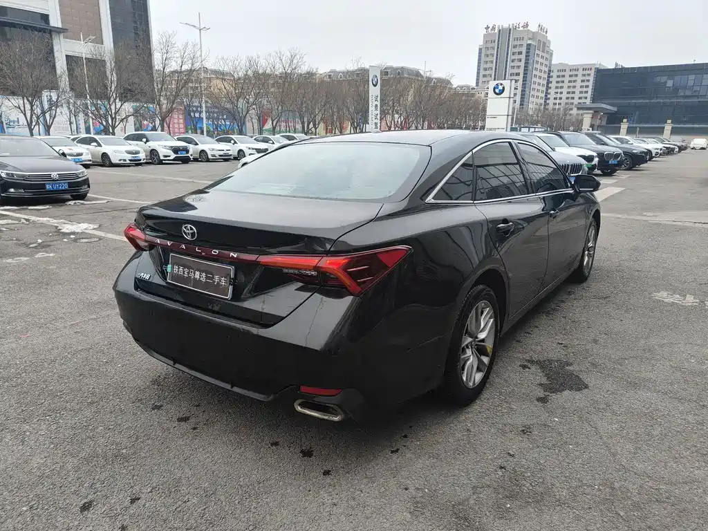 TOYOTA AVALON 2020