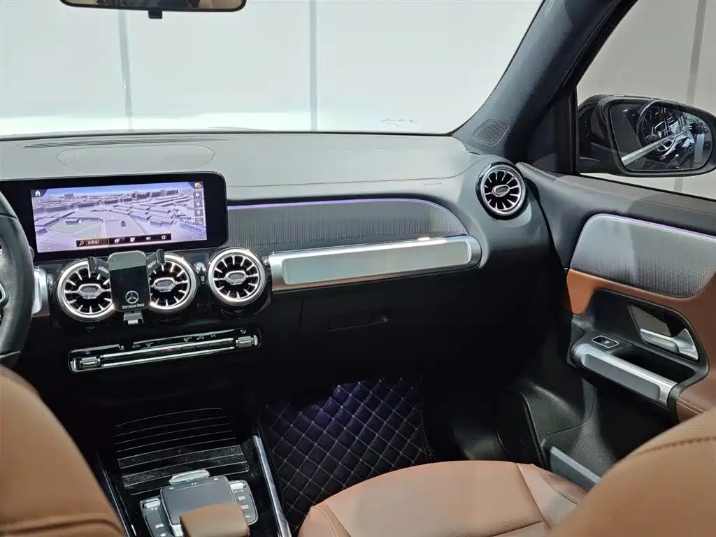 MERCEDES BENZ GLB 2022