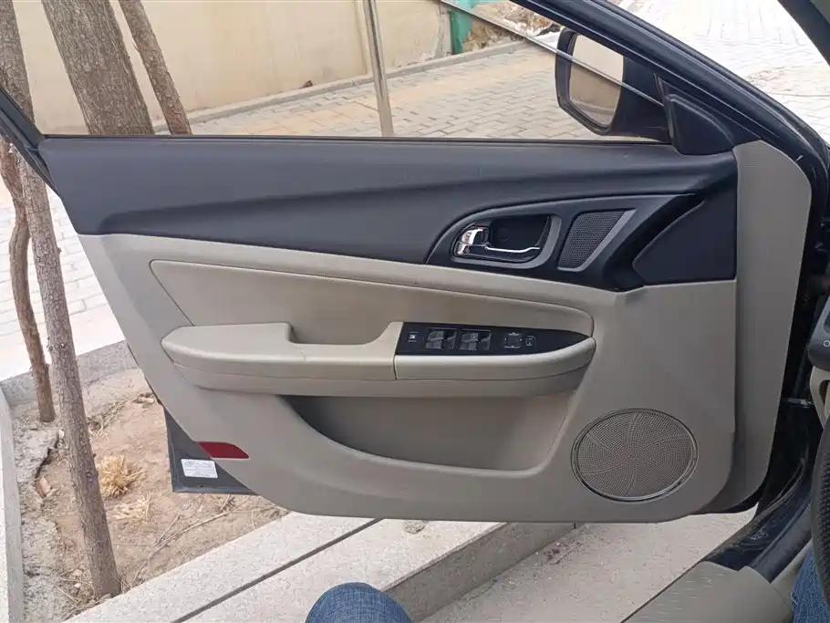 BESTURN B50 2014