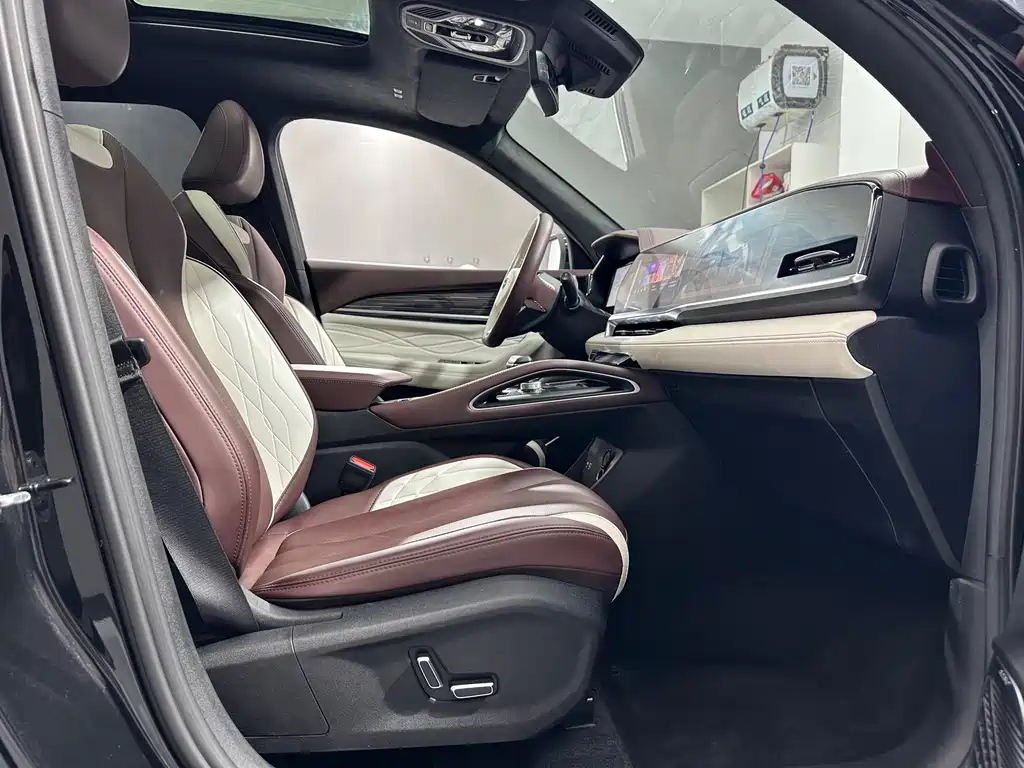GEELY AUTO MONJARO 2021