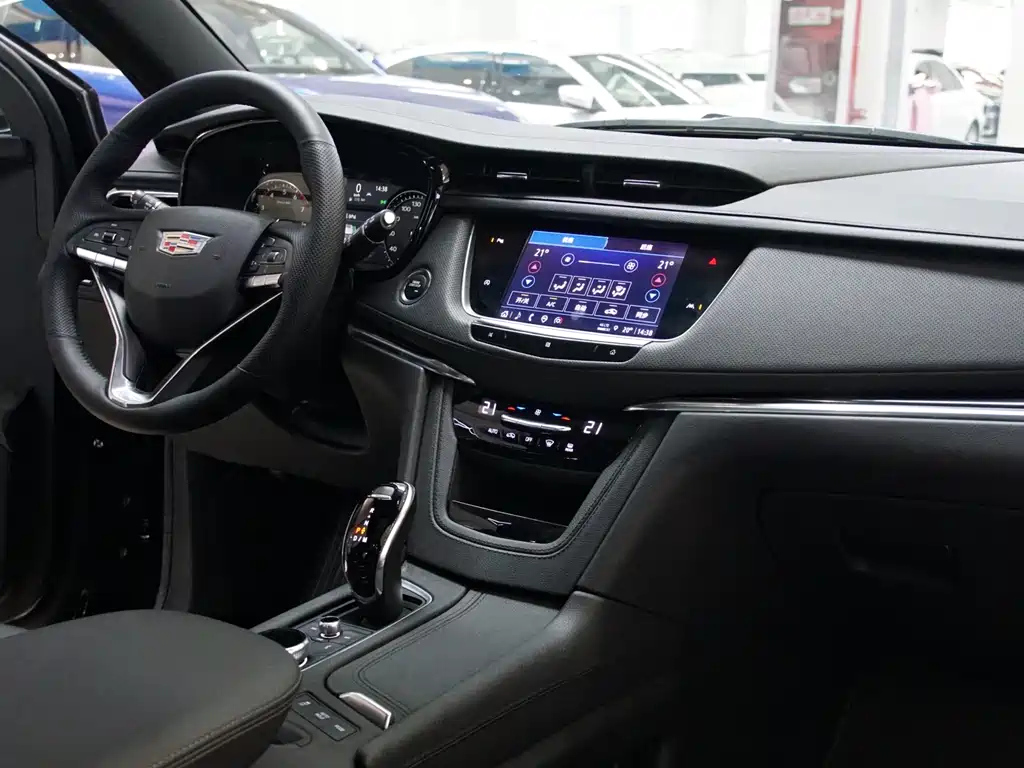 CADILLAC XT6 2020