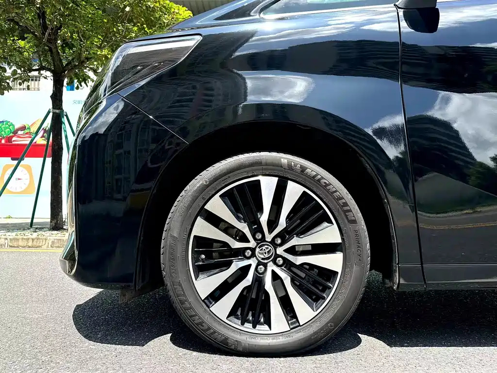 TOYOTA ALPHARD 2018