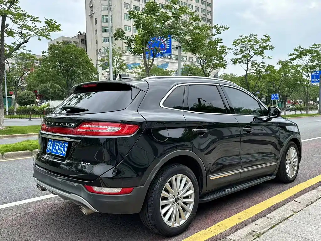 LINCOLN MKC 2019