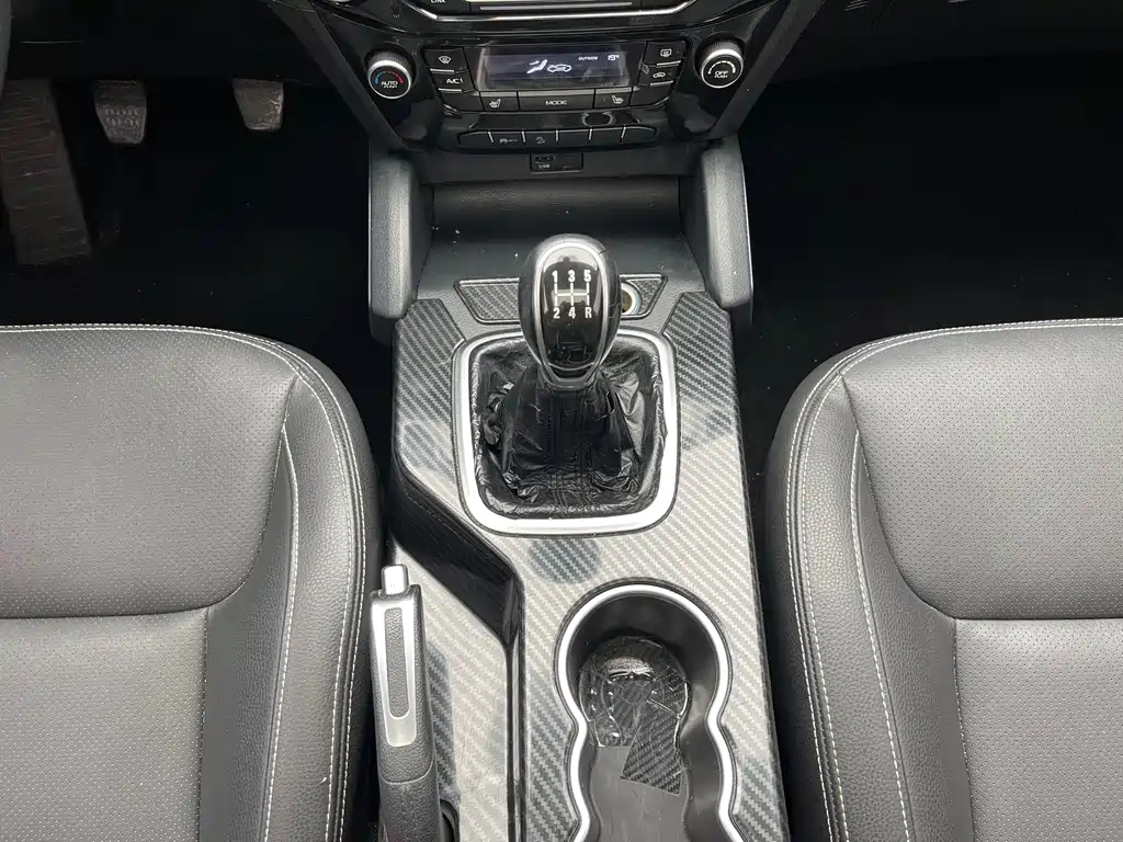 GEELY AUTO VISION X6 2017