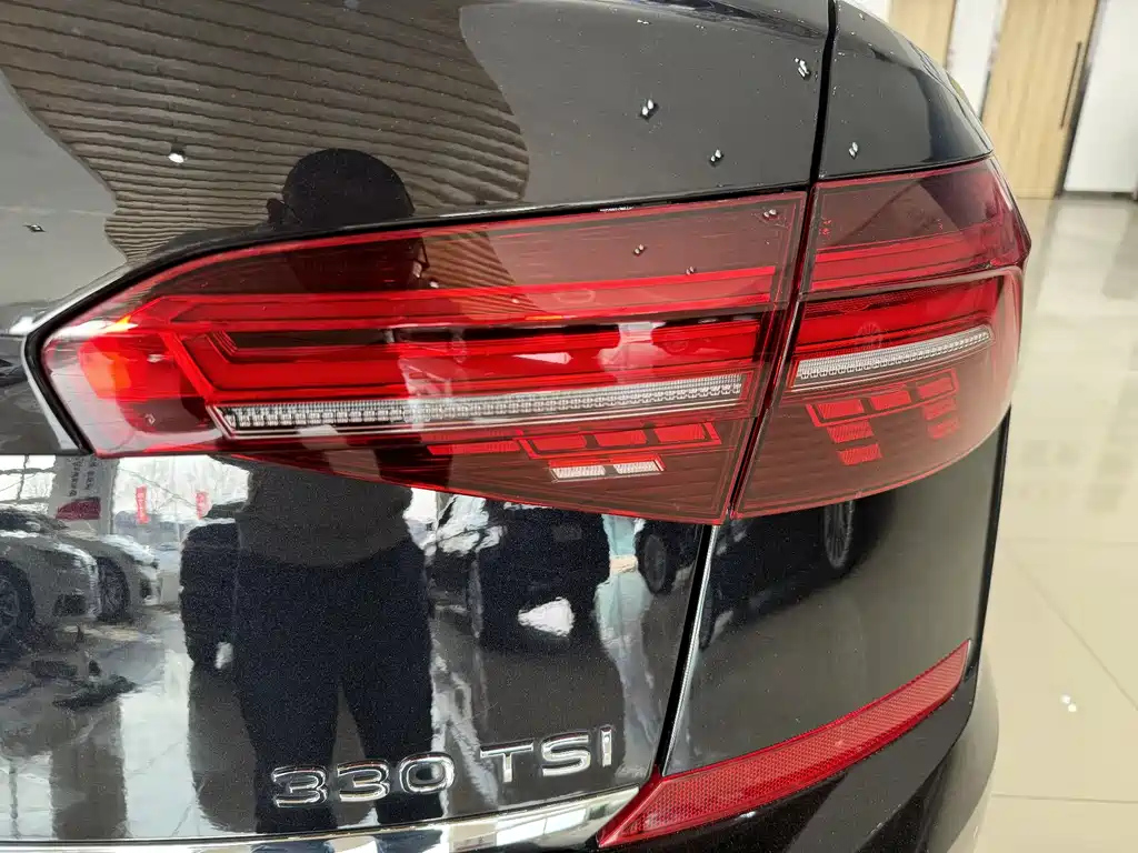VOLKSWAGEN PASSAT 2021