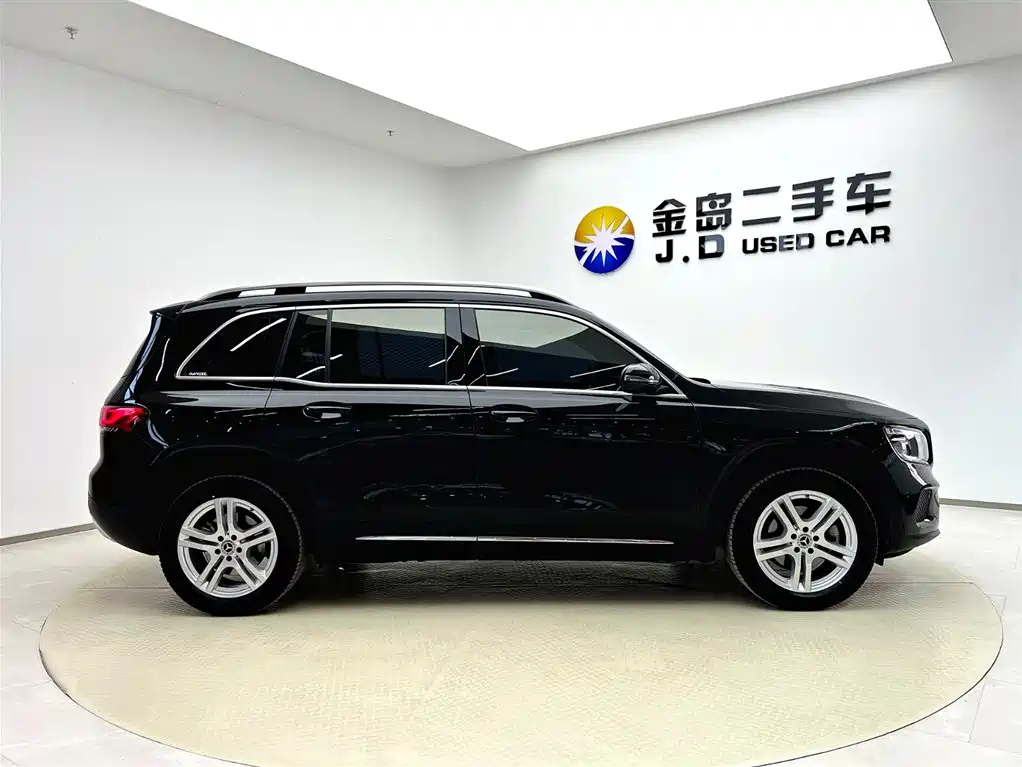 MERCEDES BENZ GLB 2022