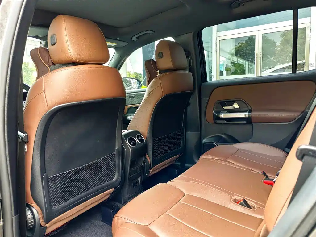MERCEDES BENZ GLB 2022