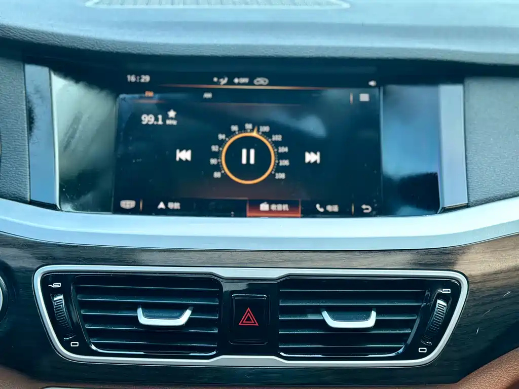GEELY AUTO BORUI 2018