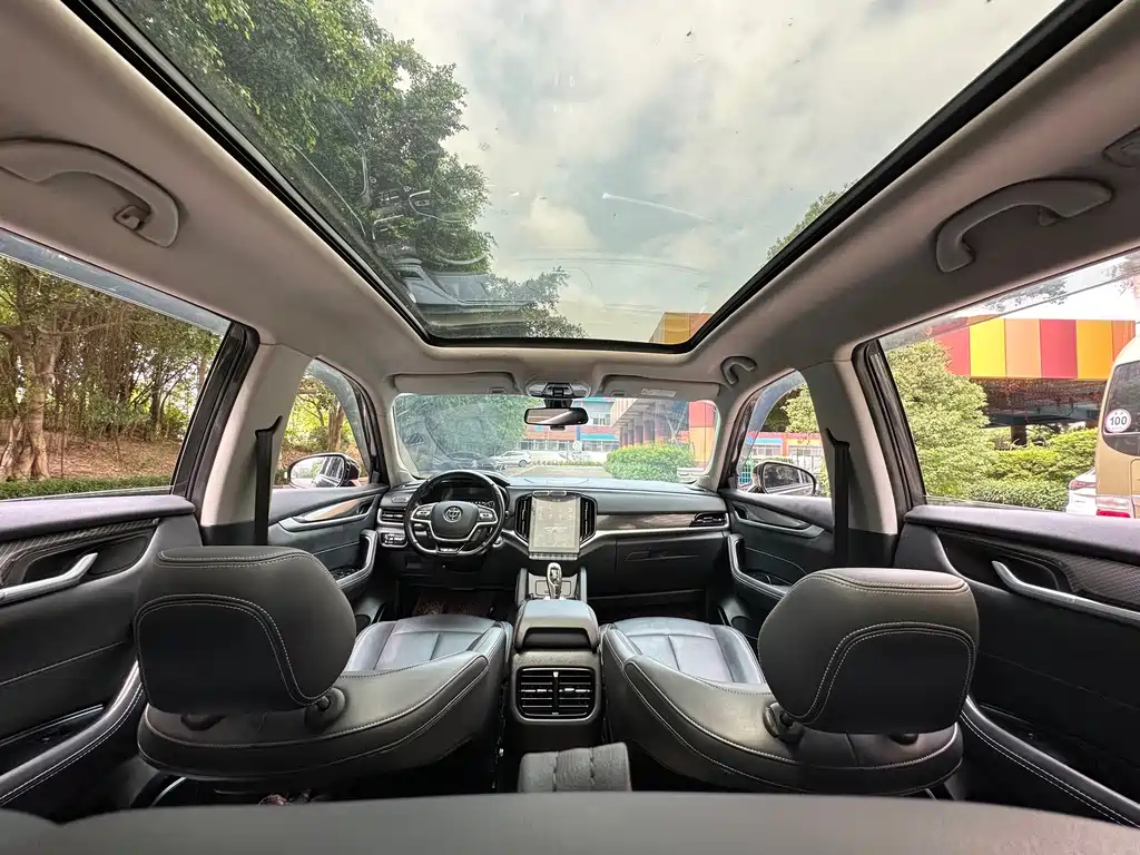 ZHONGHUA V7 2020