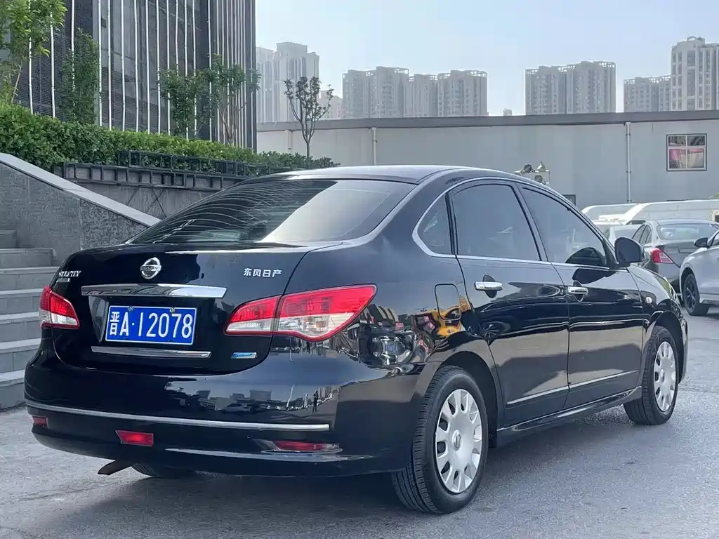 NISSAN SYLPHY 2016