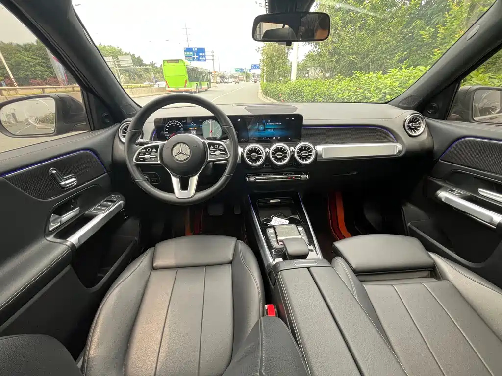 MERCEDES BENZ GLB 2022