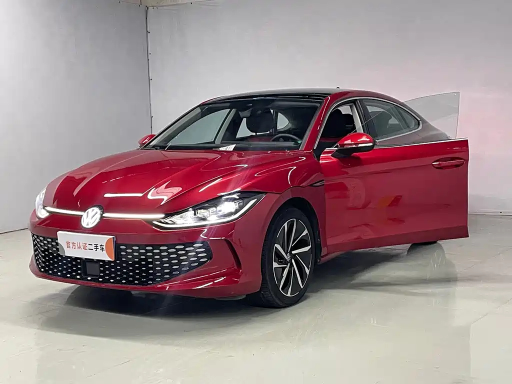 VOLKSWAGEN LAMANDO 2022