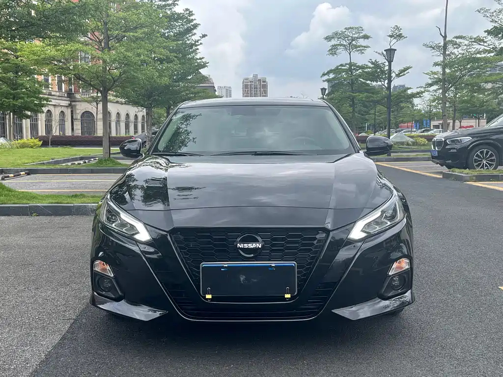 NISSAN TEANA 2021
