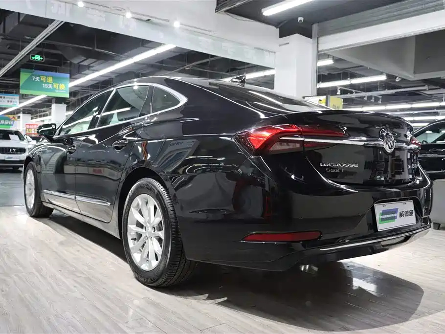 BUICK LACROSSE 2022