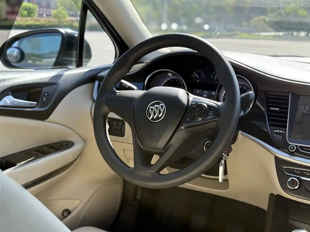 BUICK VERANO 2015