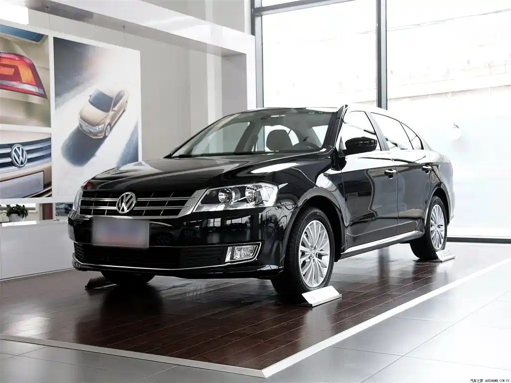 VOLKSWAGEN LAVIDA 2013