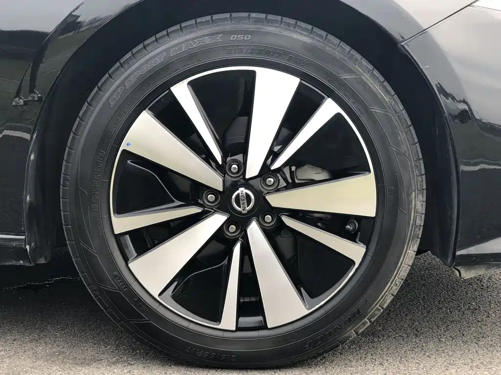 NISSAN TEANA 2021