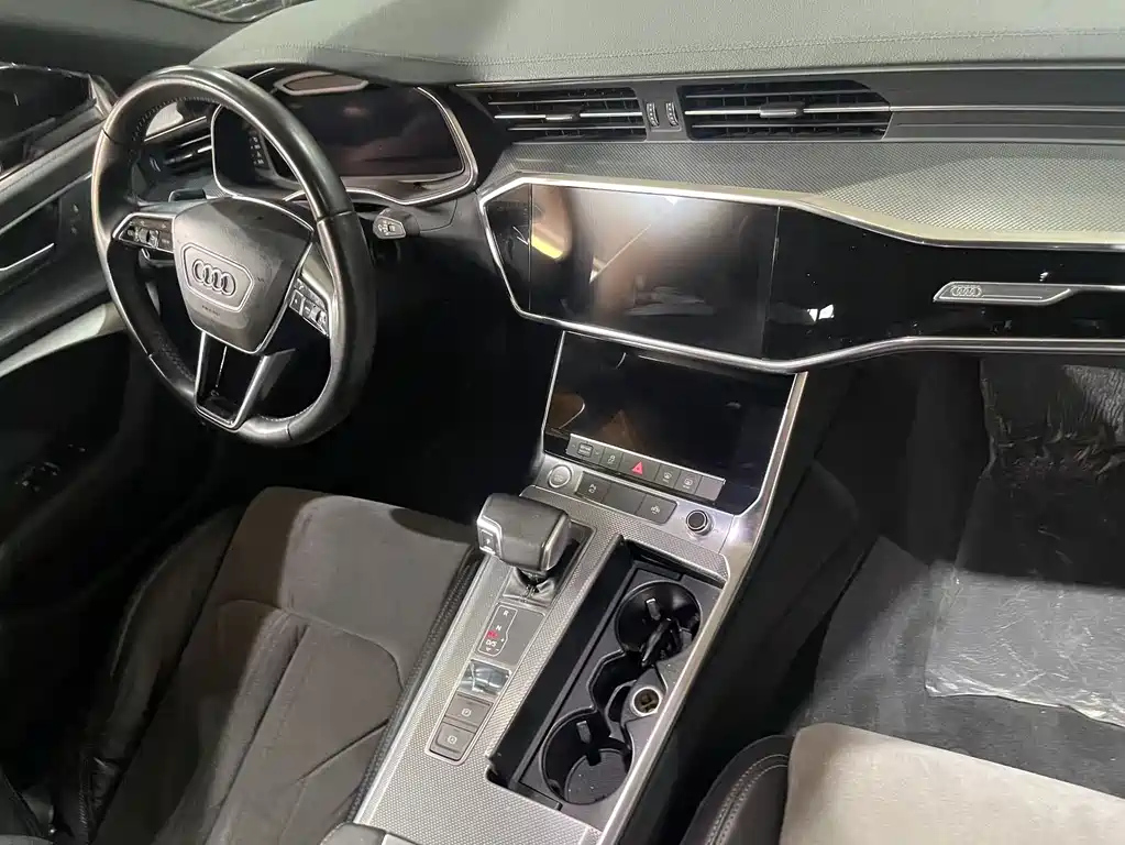 AUDI A6L 2020