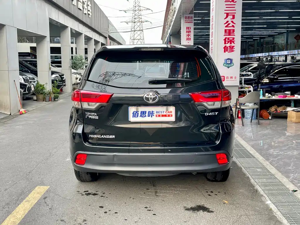 TOYOTA HIGHLANDER 2019