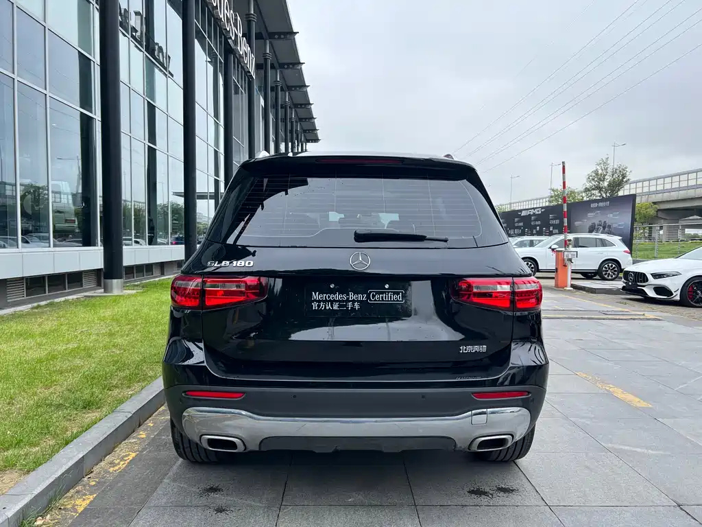 MERCEDES BENZ GLB 2022