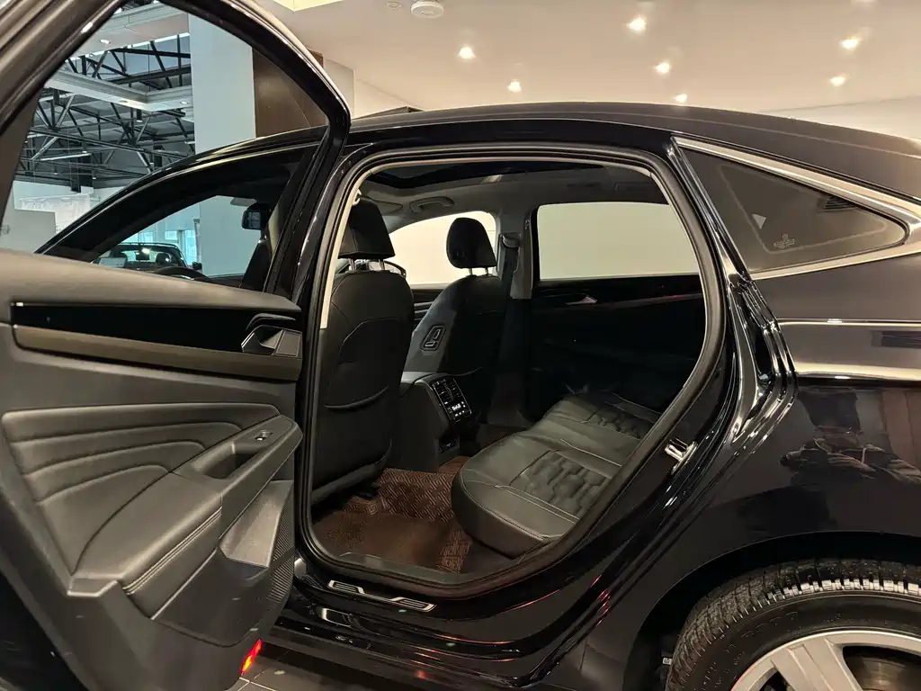 VOLKSWAGEN PASSAT 2020