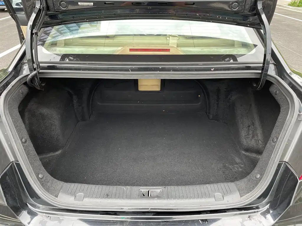 CHANGAN EADO 2015