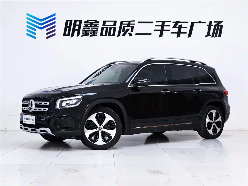 MERCEDES BENZ GLB 2023