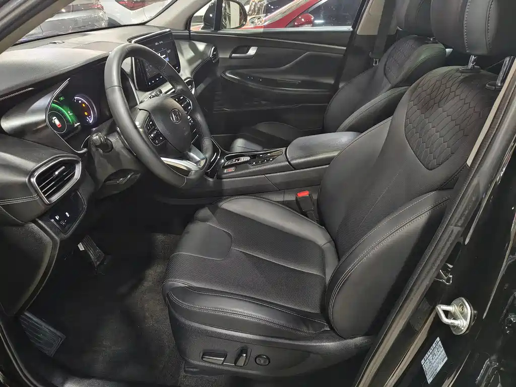 HYUNDAI SANTAFE 2020