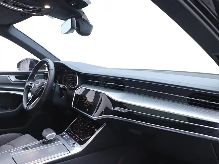 AUDI A6L 2023