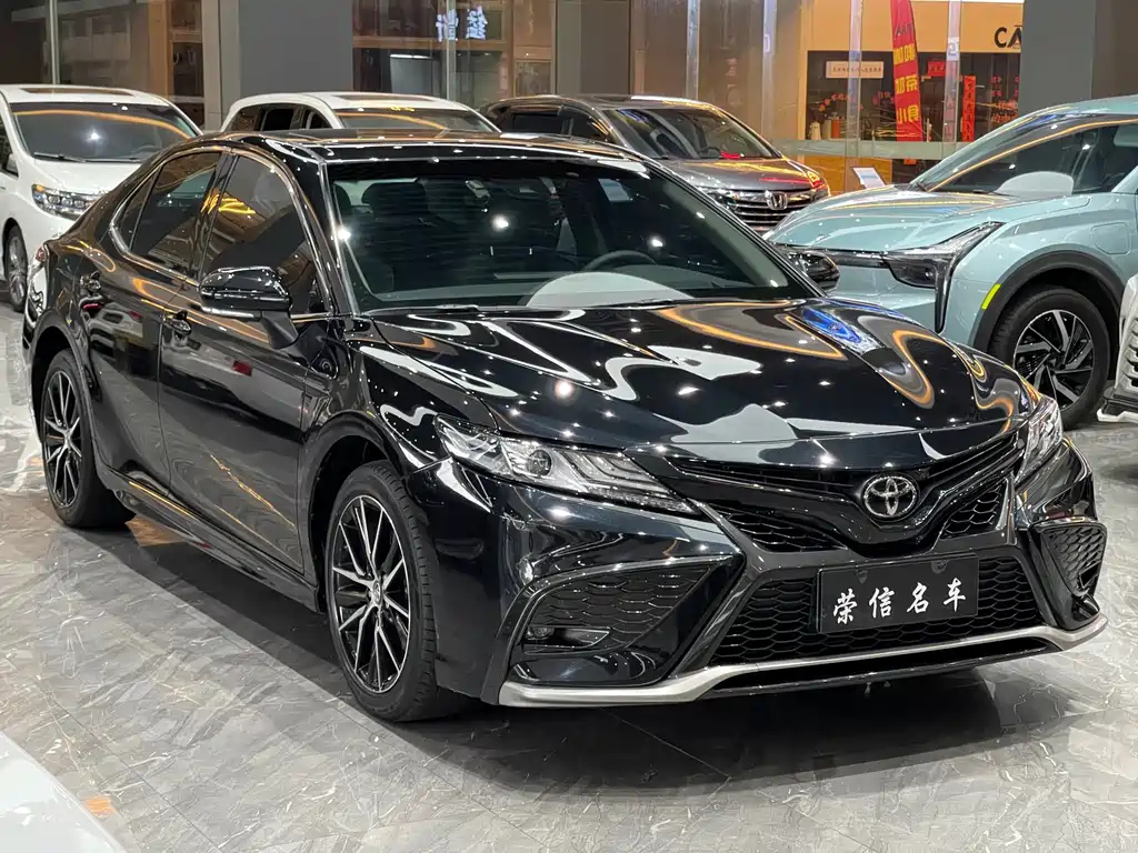 TOYOTA CAMRY 2021