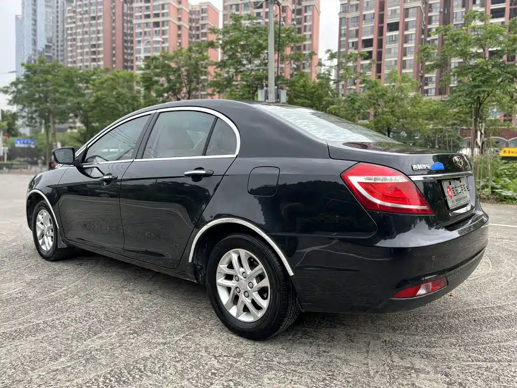 GEELY AUTO EMGRAND 2016