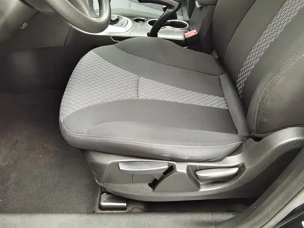 TRUMPCHI GS5 2013