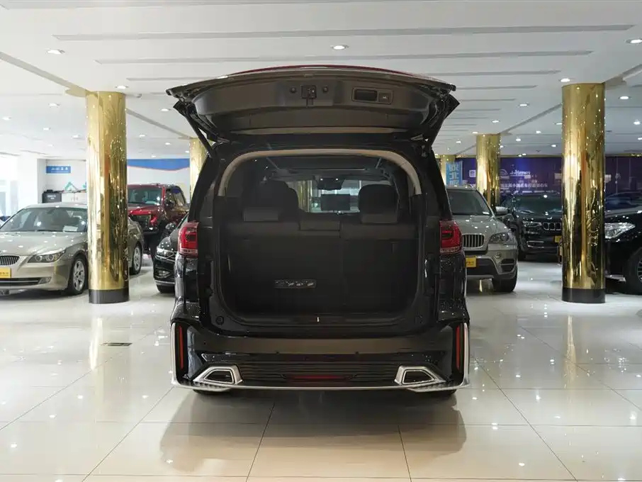 TRUMPCHI M8 2022