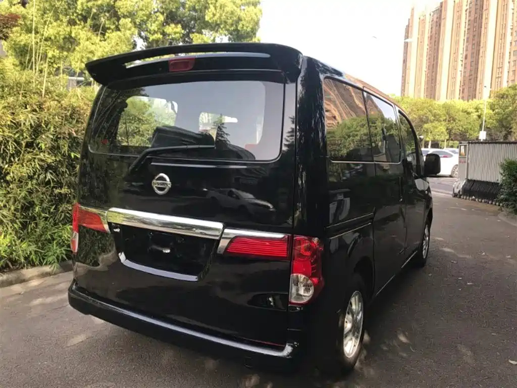 NISSAN NV200 2012