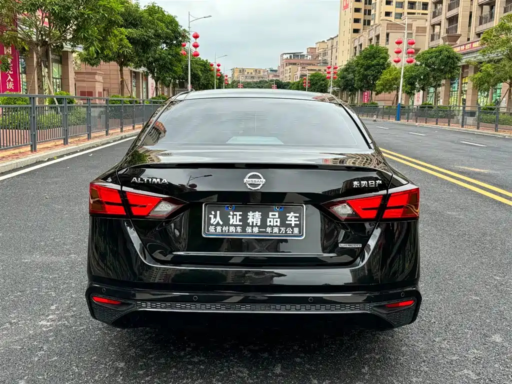 NISSAN TEANA 2021