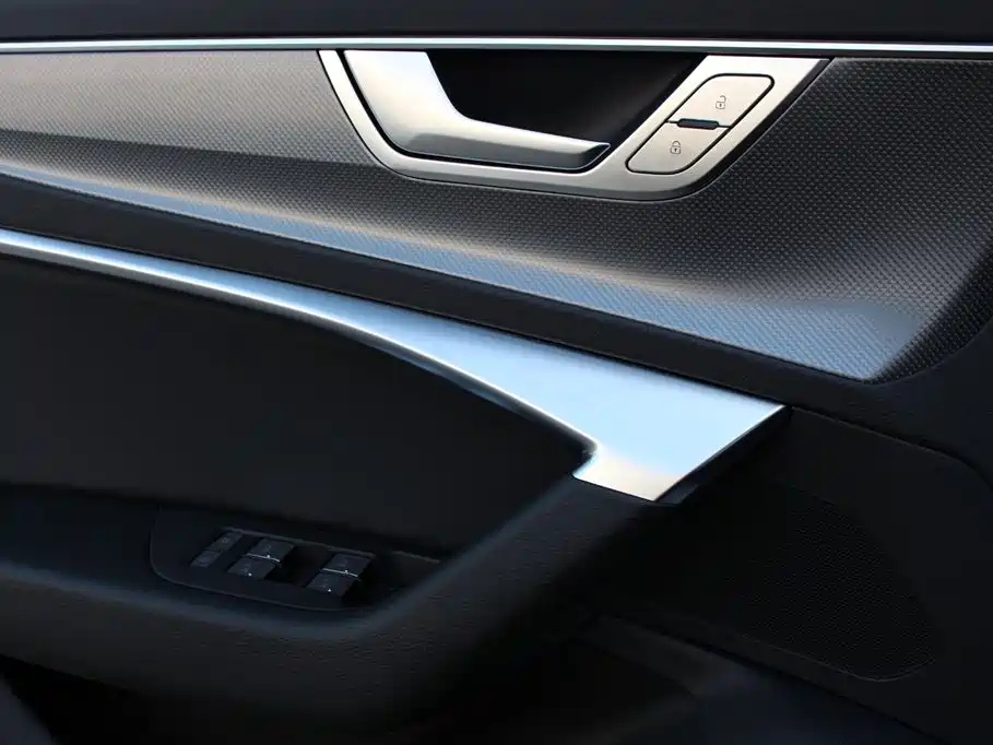 AUDI A6L 2023