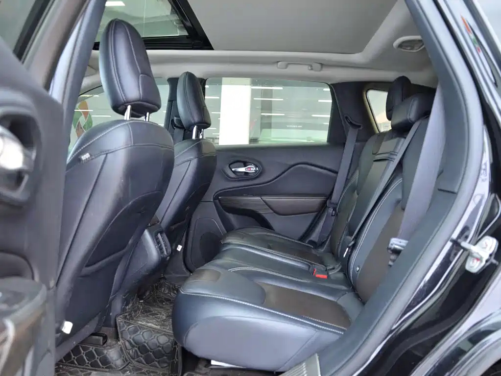 JEEP CHEROKEE 2017