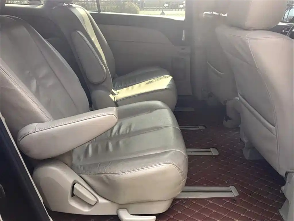 MAZDA 8 2014