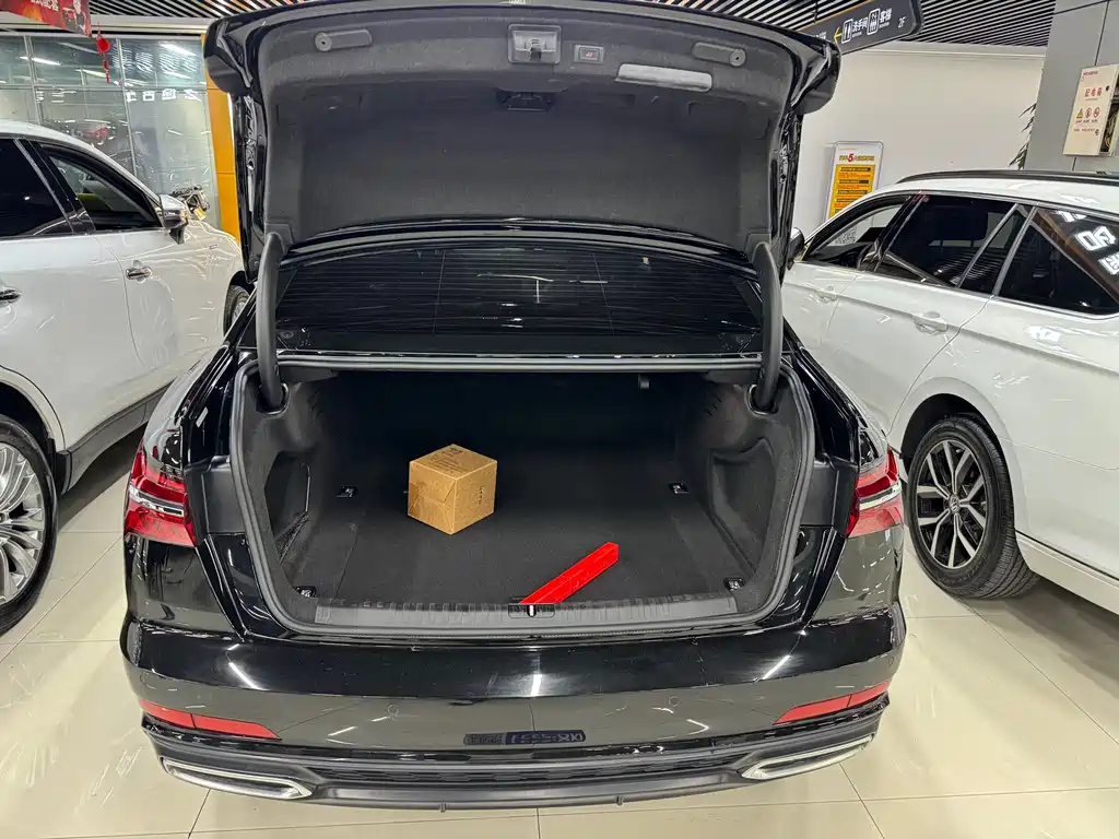 AUDI A6L 2021