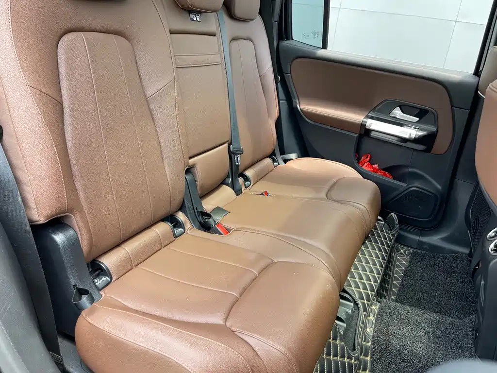 MERCEDES BENZ GLB 2022