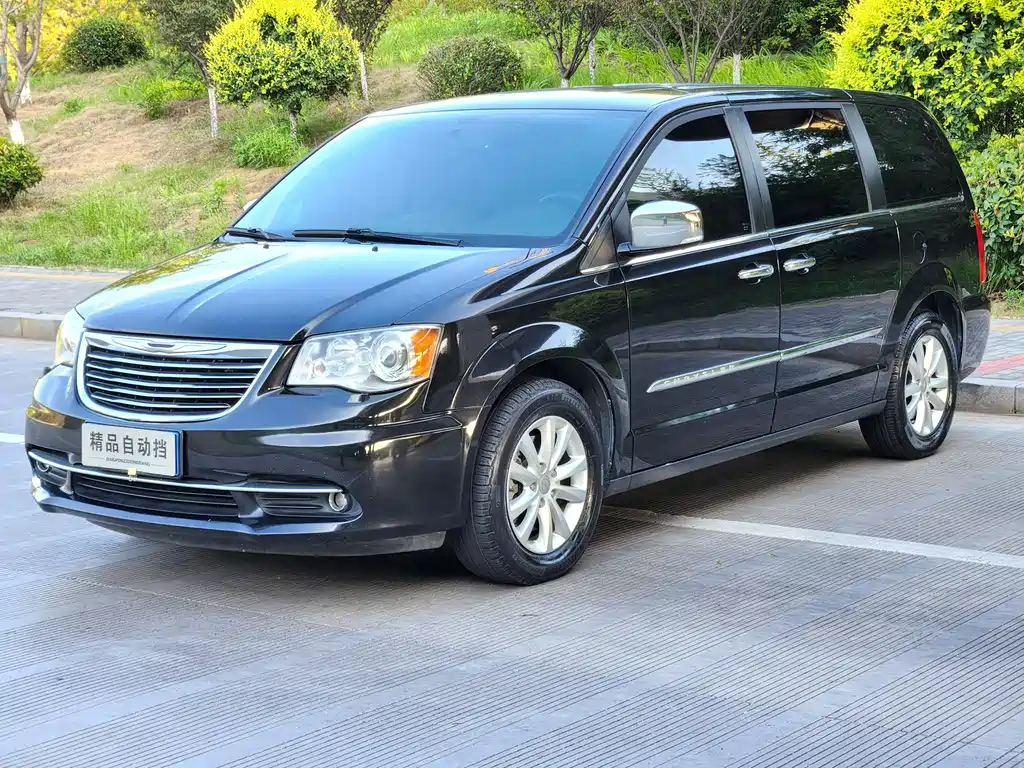CHRYSLER OTHER 2017