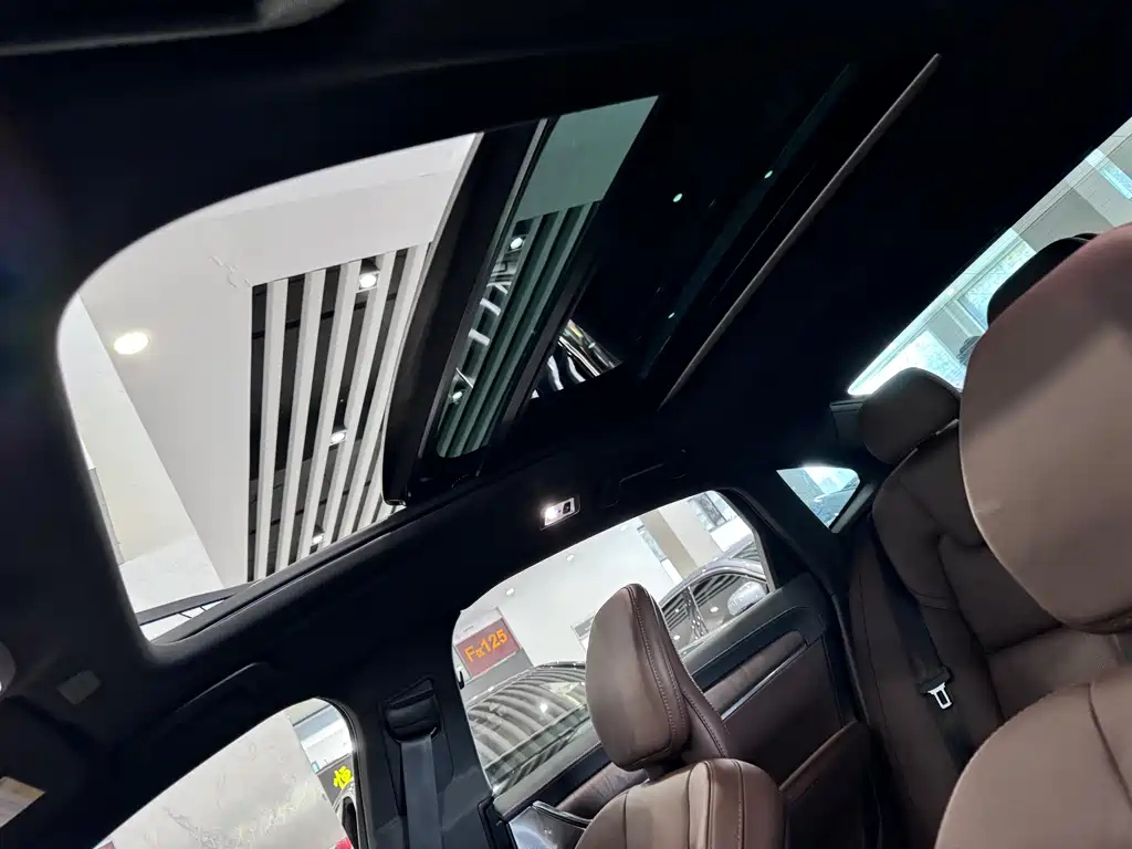 VOLVO S90 2021