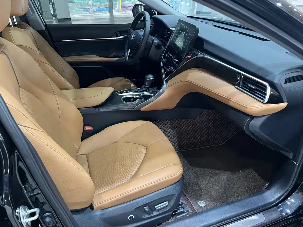TOYOTA CAMRY 2022